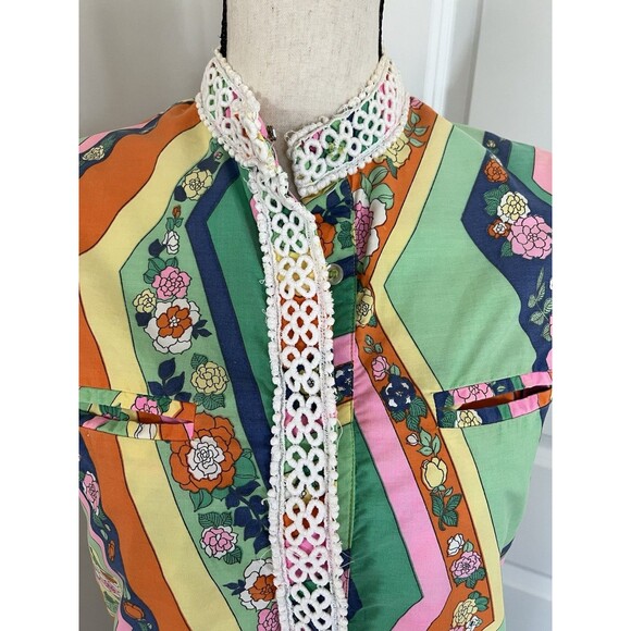 The Lilly Vintage Lilly Pulitzer Shift Dress Bright Colors Lace Detail - Picture 5 of 11
